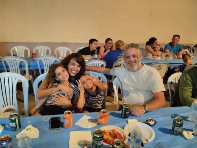 Durante la cena momentos divertidos