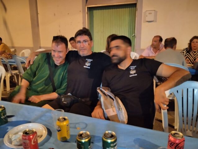 Durante la cena momentos divertidos
